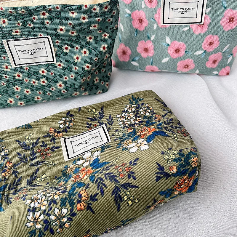 Flowers Print Cosmetic Bag Corduroy Washing Bag Large Capacity Women