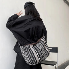 Casual Canvas Messenger Bag Women Large Capacity Zipper Crossbody Bag
