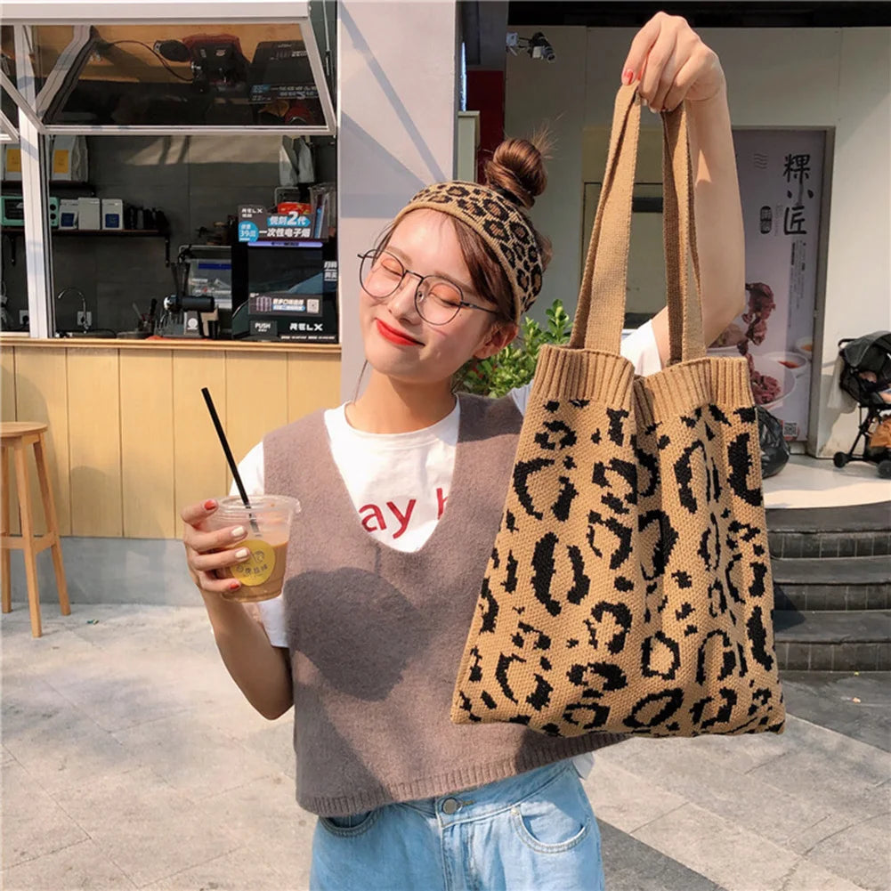 Knitted Shoulder Handbag Leopard Pattern Large Capacity Top-handle Bag