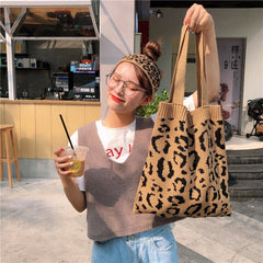 Knitted Shoulder Handbag Leopard Pattern Large Capacity Top-handle Bag