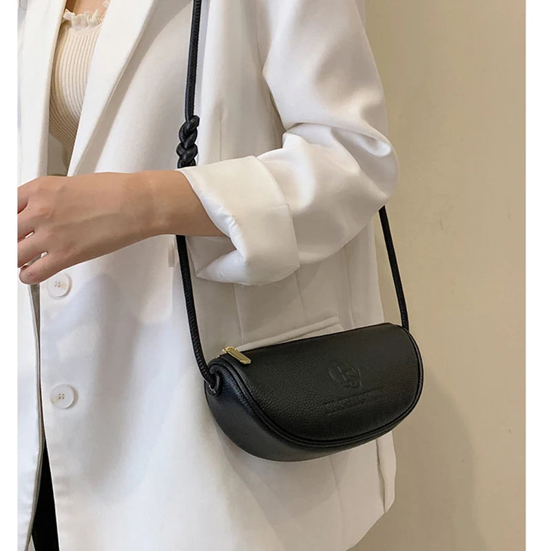 Vintage Leather Saddle Sling Handbag for Women Casual Tote Messenger Bag