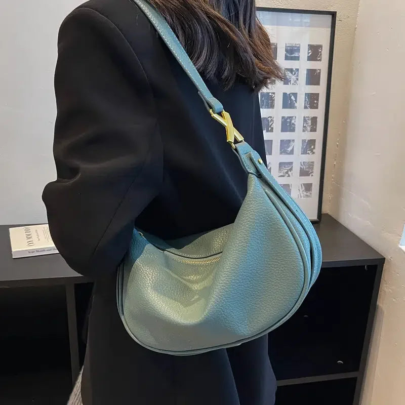 Leisure Armpit Messenger Women's Bag Solid Shoulder Travel Bag