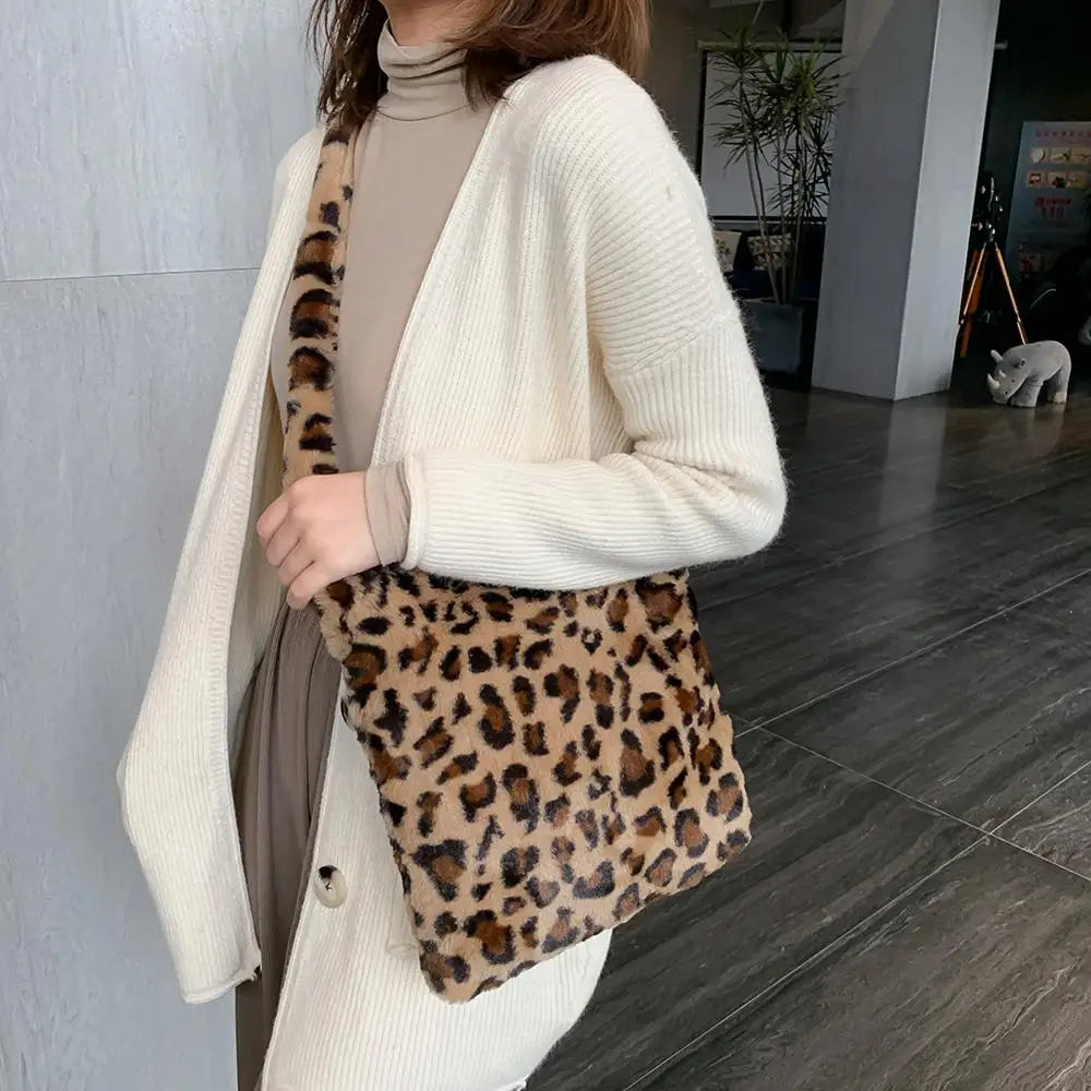 Leopard Print Crossbody Bag for Women Plush Winter Shoulder Handbag