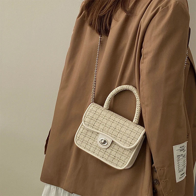 Retro Chain Crossbody Bag Small Square Shoulder Purse