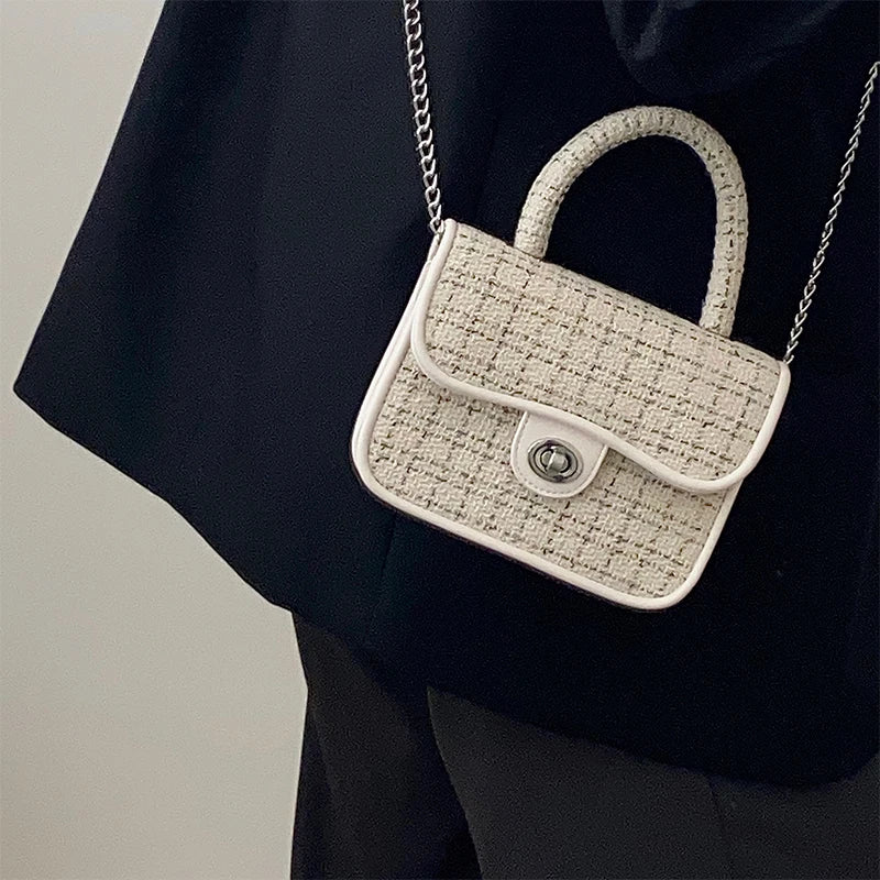 Retro Chain Crossbody Bag Small Square Shoulder Purse