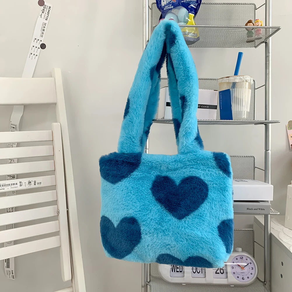 Plush Love Heart Shoulder Bag for Women Casual Daily Use