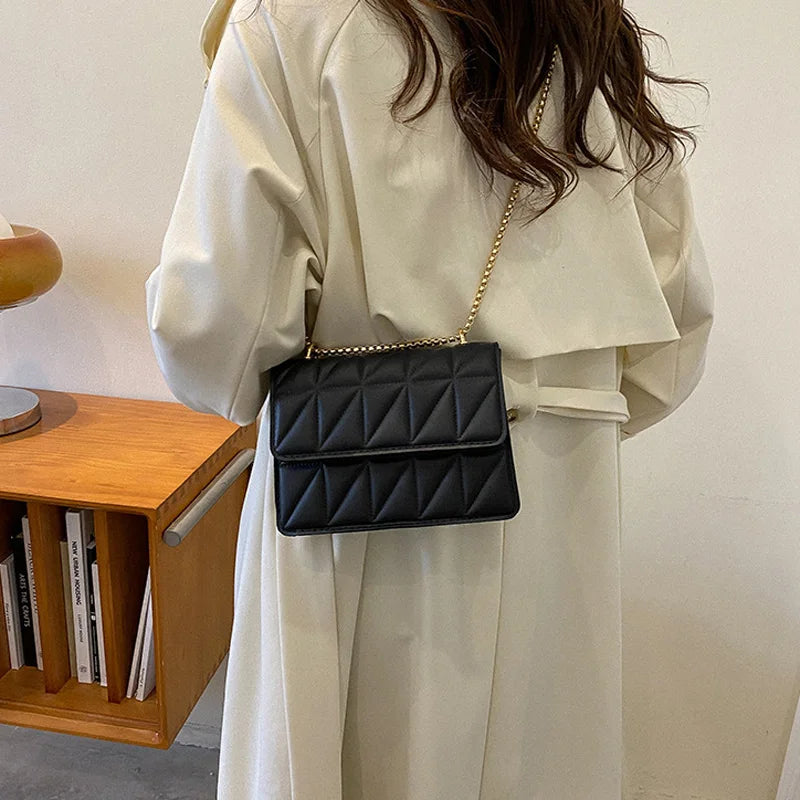 Metal Chain Shoulder Bag Solid Pu Leather Ladies Handbags Crossbody Bags