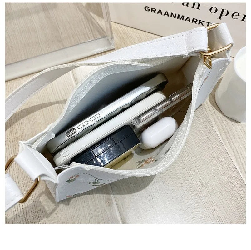 PU Ladies Leather Bag Women Embroidery Underarm Bag Retro Solid Handbags