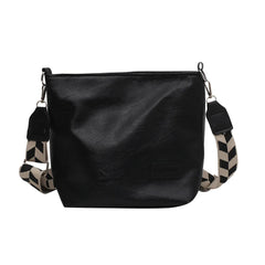 Shoulder Bucket Bag with Plaid Pattern Strap