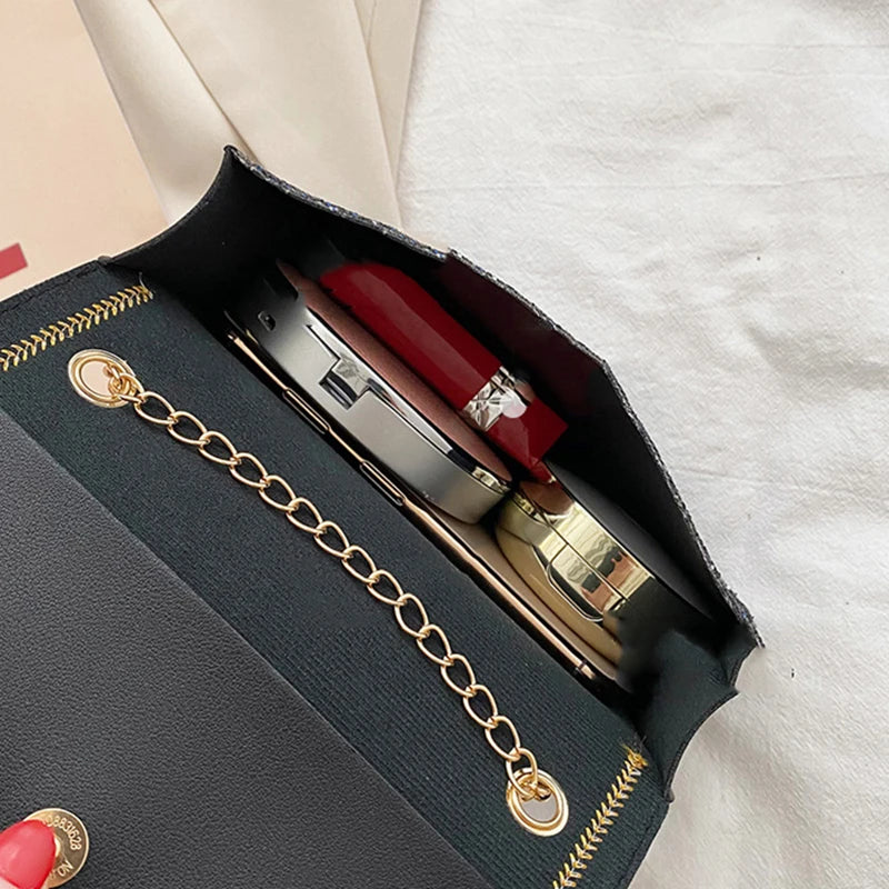 PU Leather Crossbody Bag for Women Small Handbags Purse with Chains