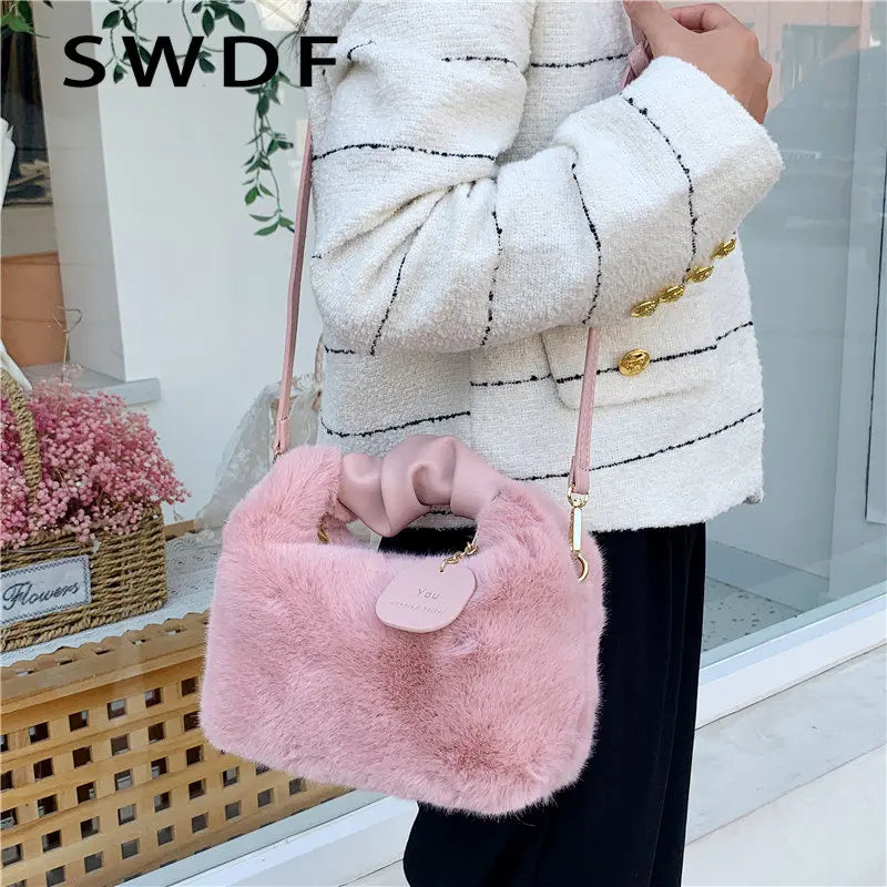 Large Capacity Faux Fur Women's Shoulder Bag
