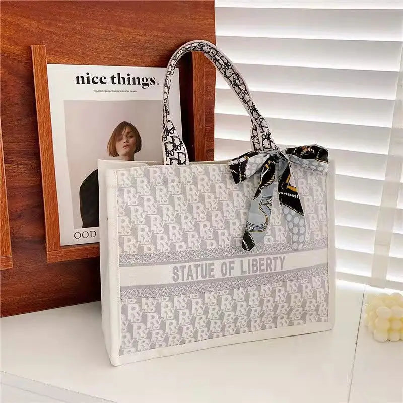 Women's Tote Shoulder Bag Large Capacity Shopping Bag Canvas Letter Zipper