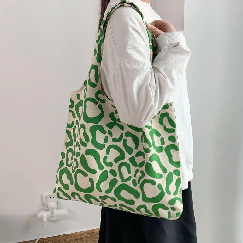 Retro Canvas Shoulder Bag Large Capacity Handbag