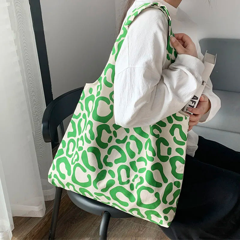 Retro Canvas Shoulder Bag Large Capacity Handbag