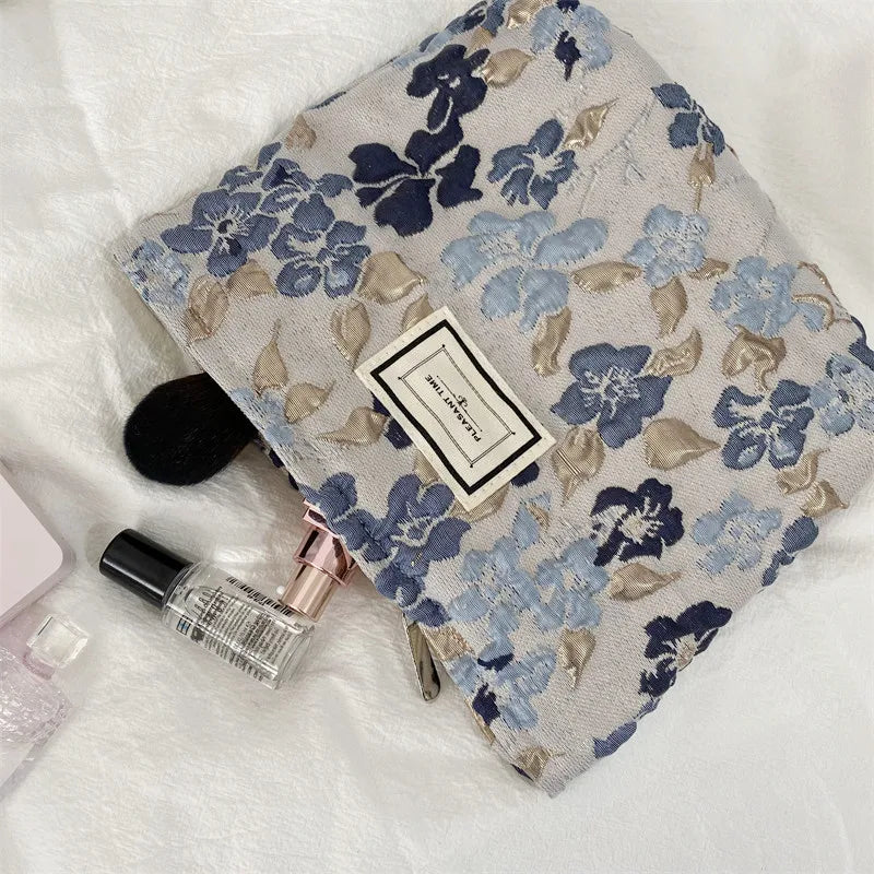 Relief Flowers Print Cosmetic Bag Canvas Washing Bag Large Capacity