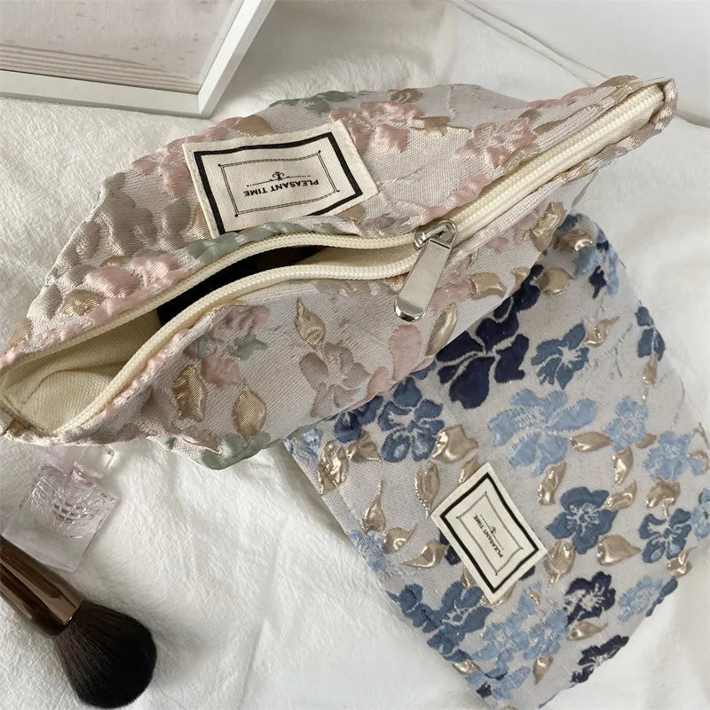Relief Flowers Print Cosmetic Bag Canvas Washing Bag Large Capacity