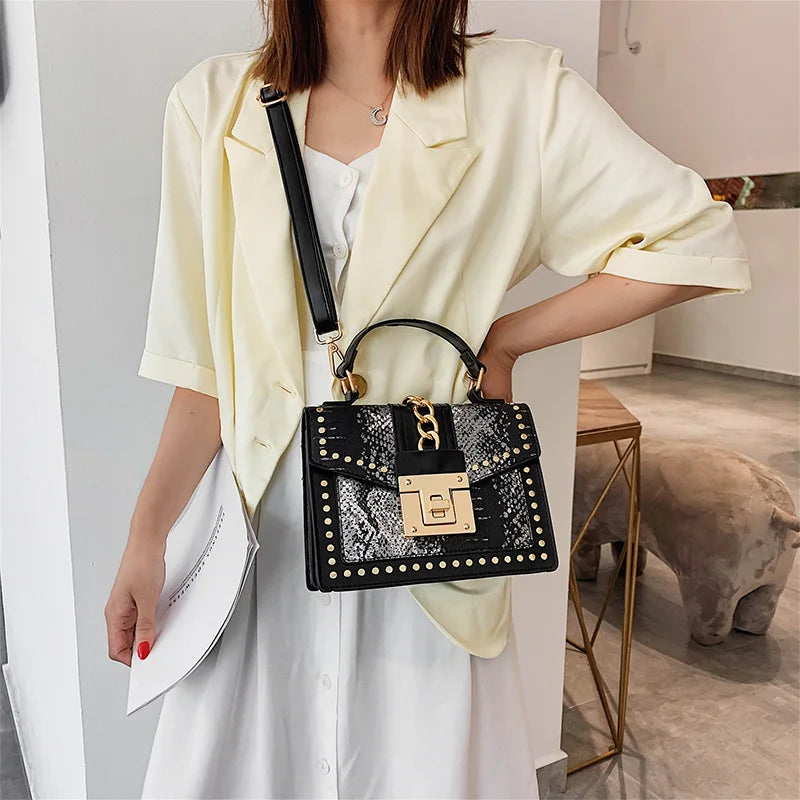Serpentine Shoulder Bag Women PU Leather Crossbody Bag Chains Messenger Bag