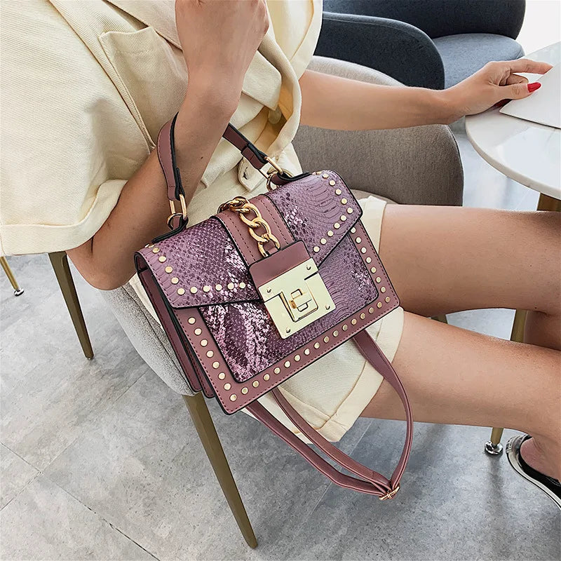 Serpentine Shoulder Bag Women PU Leather Crossbody Bag Chains Messenger Bag