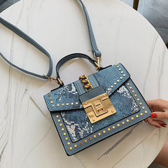 Serpentine Shoulder Bag Women PU Leather Crossbody Bag Chains Messenger Bag