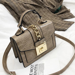 Serpentine Shoulder Bag Women PU Leather Crossbody Bag Chains Messenger Bag