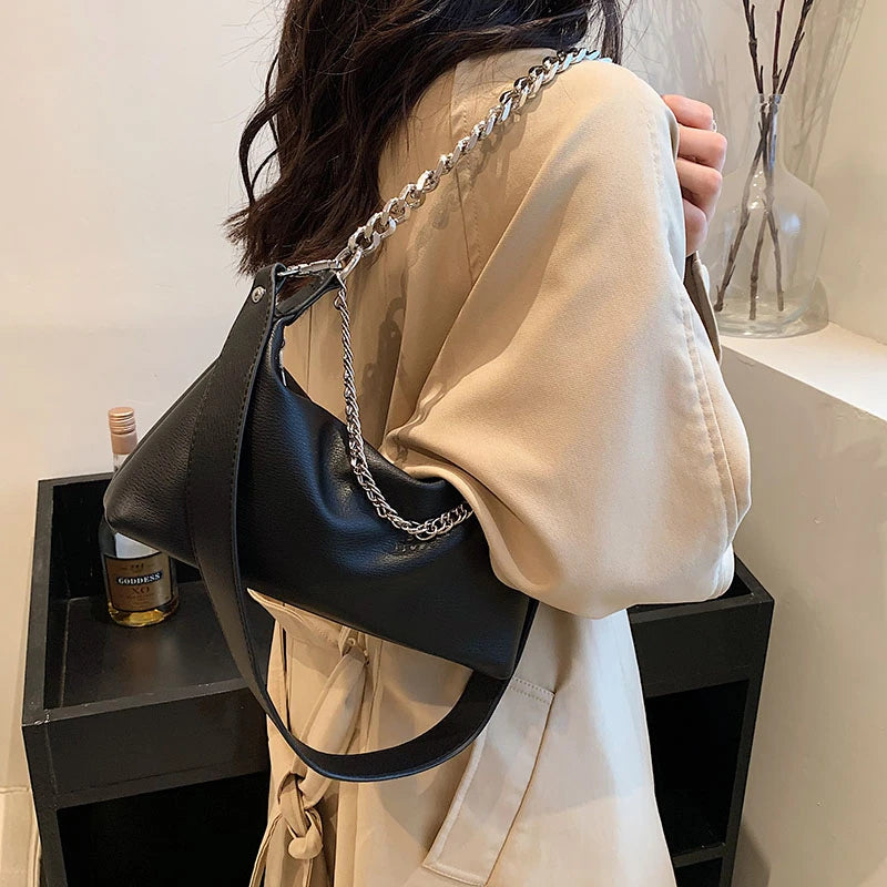 Soft Leather Handbag Female Vintage Bagute Chain Shoulder Bag