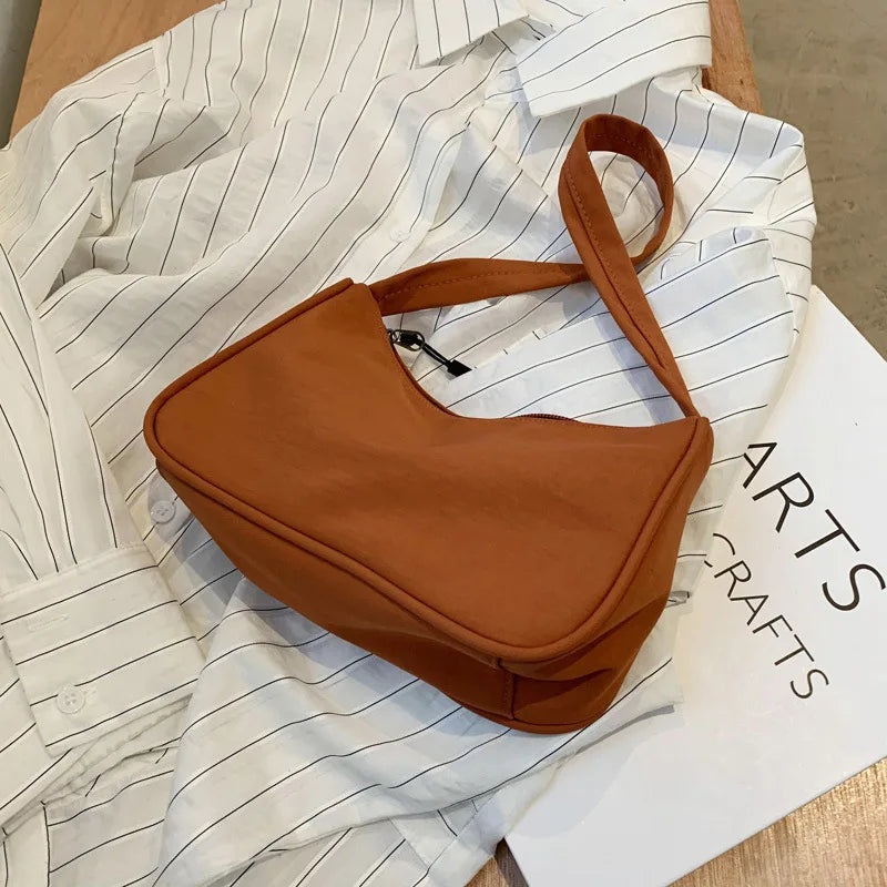 Nylon Shoulder Purse Zipper Street Commuter Clutch Small Bag Women
