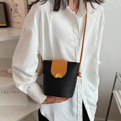 Woven Bucket Bag Straw Shoulder Messenger Bag