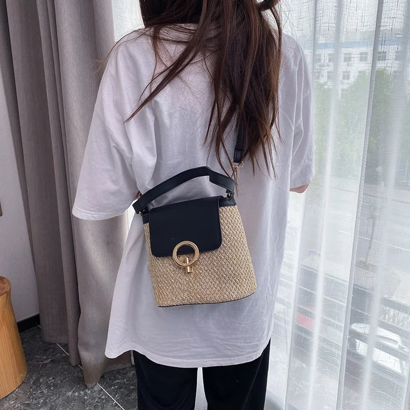 Straw Shoulder Messenger Bag Woven Bucket Bag Summer Beach Female Handbag