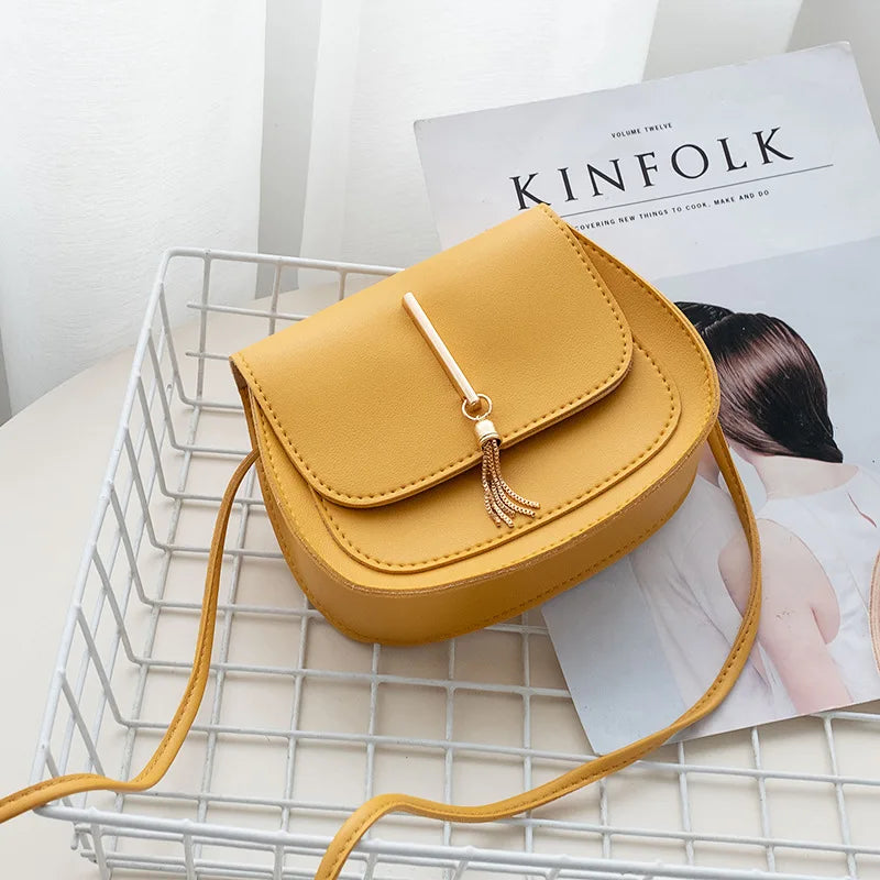 Tassel Women Crossbody Bag Small Flap Messenger Bag for Ladies Sling Bag