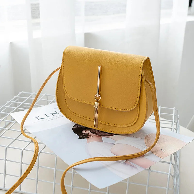 Tassel Women Crossbody Bag Small Flap Messenger Bag for Ladies Sling Bag