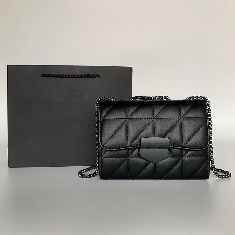 One Shoulder Bag Chain Messenger Small Square Bag