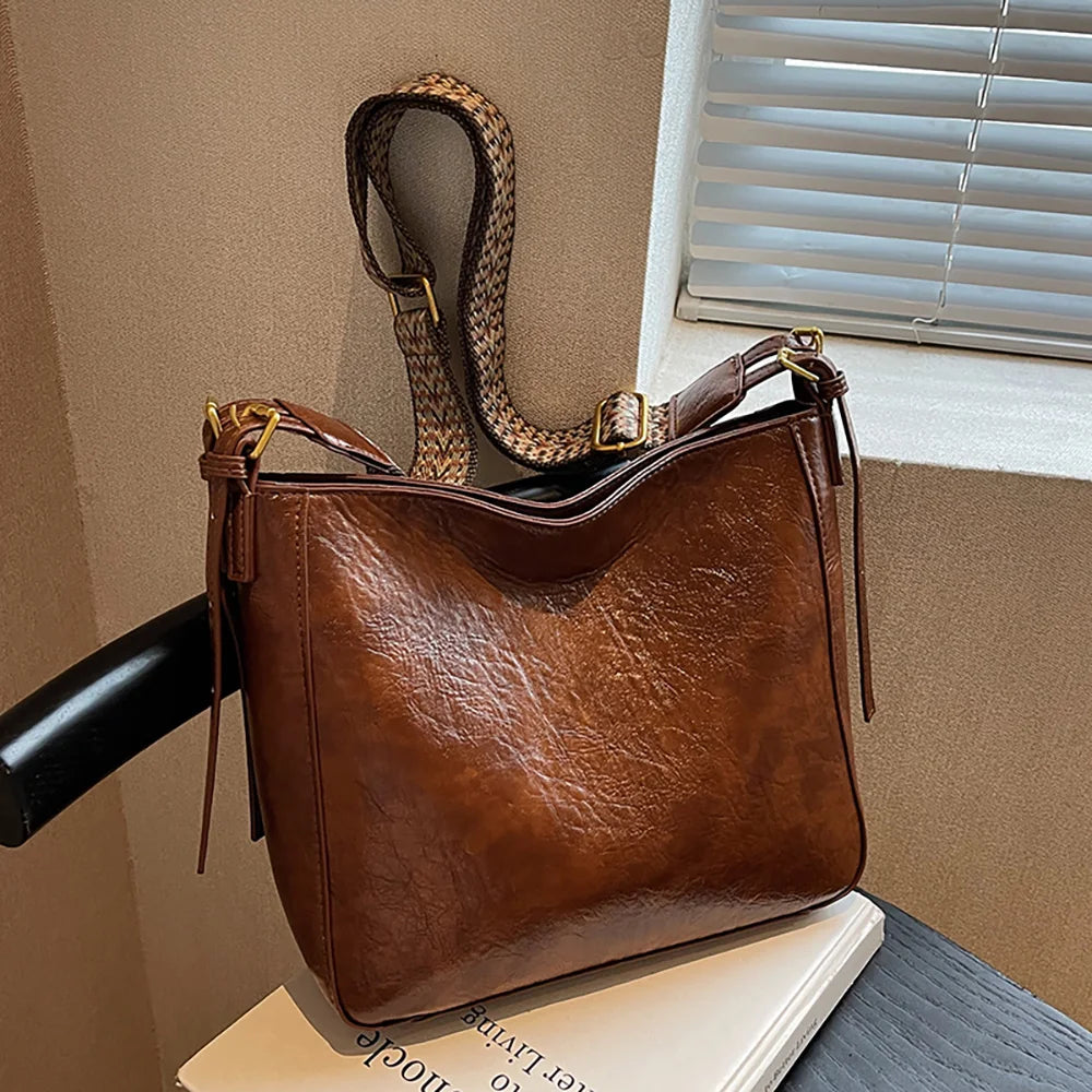 Women Bucket Shoulder Bags High Retro Oil Wax Pu Leather Crossbody Bag