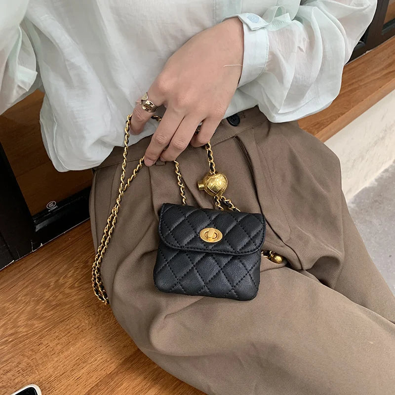 Women Metal Chain Mini Bag Waist Bag Dress Jeans Decorative Accessory