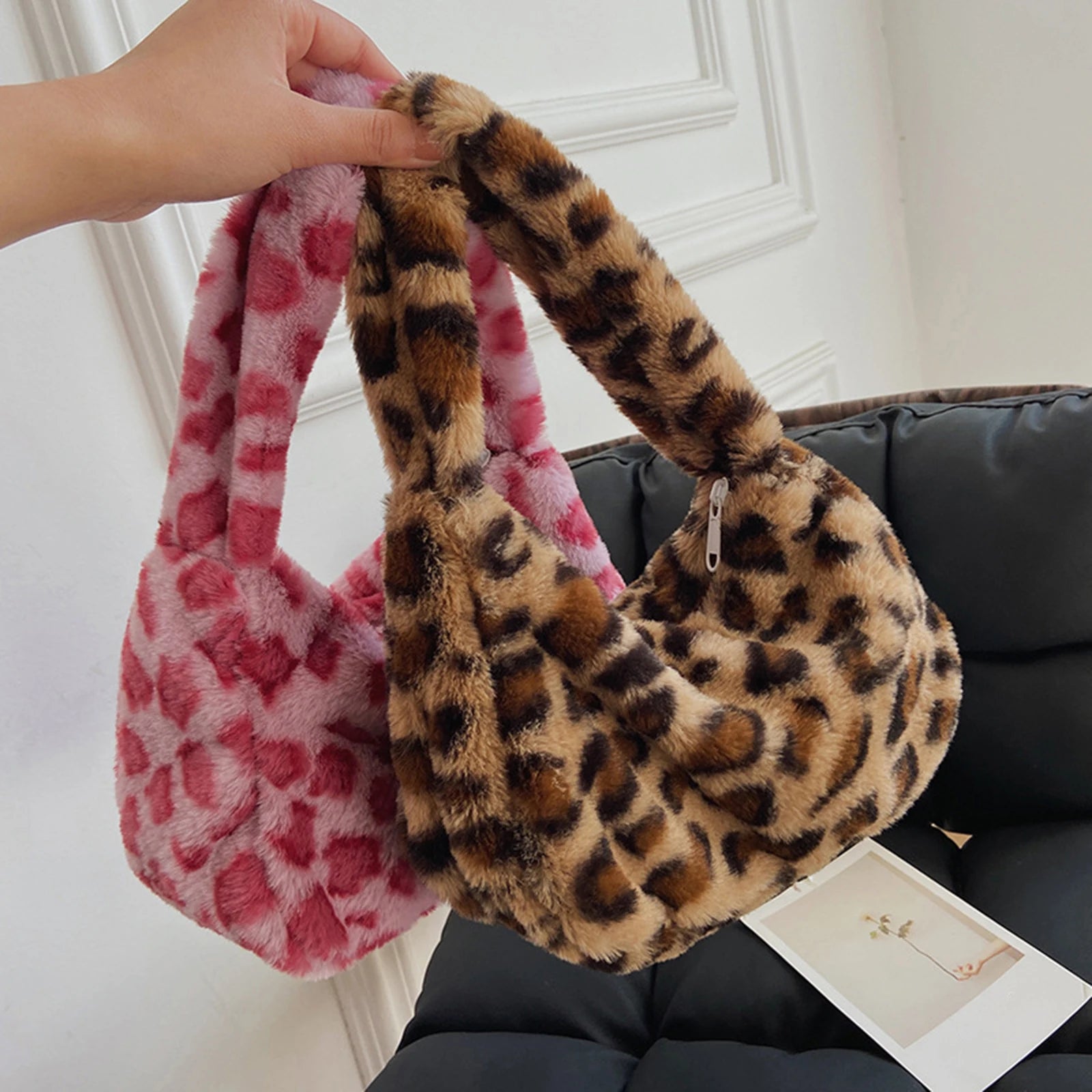 Heart Pattern Plush Shoulder Bag Fuzzy Tote Handbag for Ladies