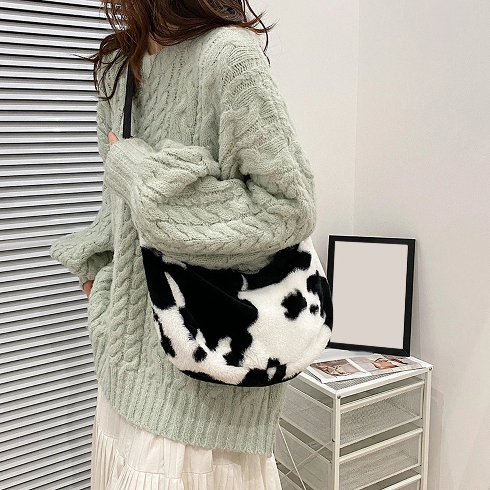 Heart Pattern Plush Shoulder Bag Fuzzy Tote Handbag for Ladies