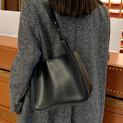 Retro PU Leather Messenger Bag Autumn Winter Texture Bucket