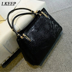 Women Shoulder Bag PU Leather Large Messenger Bag Interior Zipper Pocket
