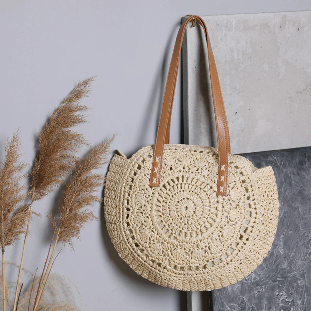 Women Shoulder Bag Summer Straw Woven Hollow out Round Crossbody Bag