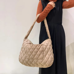 Quilted Messenger Bag Large Capacity Casual Shopping Travel Bag