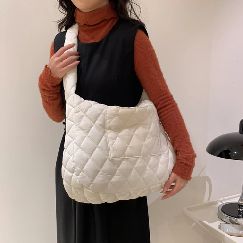 Quilted Messenger Bag Large Capacity Casual Shopping Travel Bag