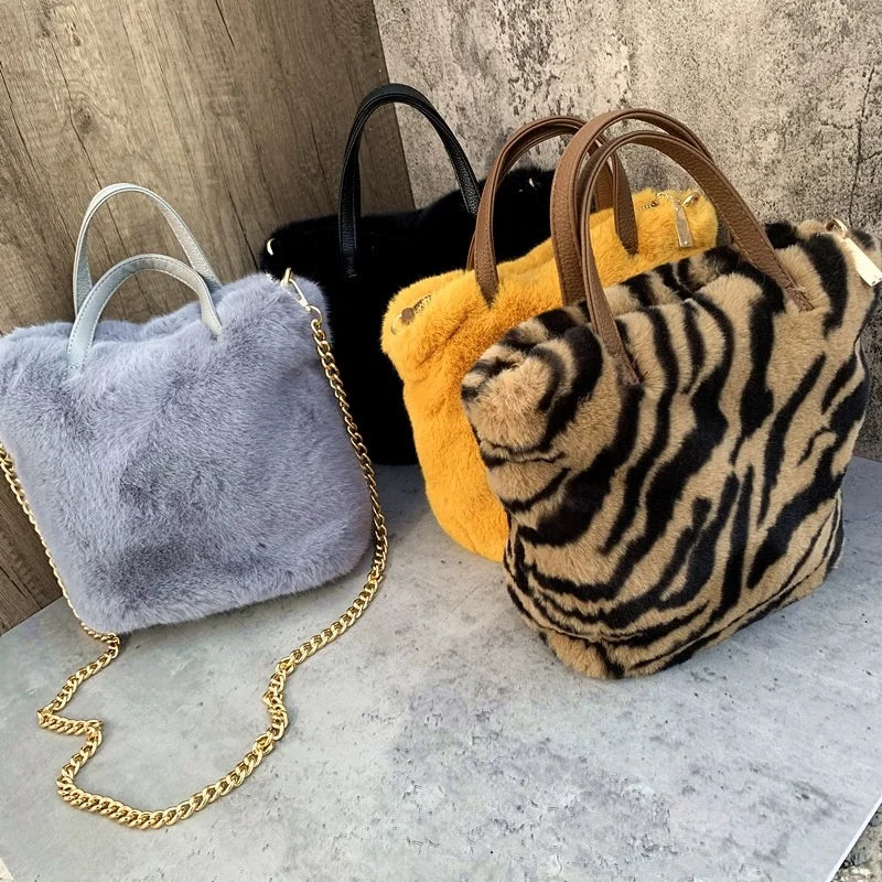 Plush Bucket Bag Faux Fur Shoulder Bag Large Capacity Fluffy Chain Bags
