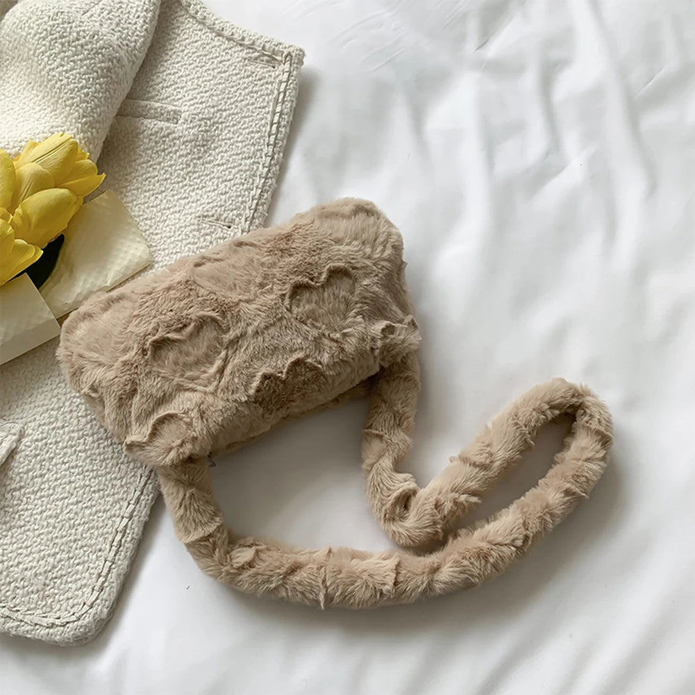 Heart Plush Shoulder Underarm Bag for Women