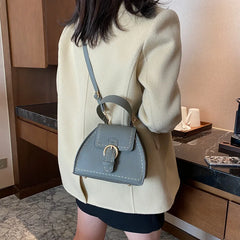 Women's Metal Buckle Small Square Bag Retro Street One Shoulder Diagonal Handbag