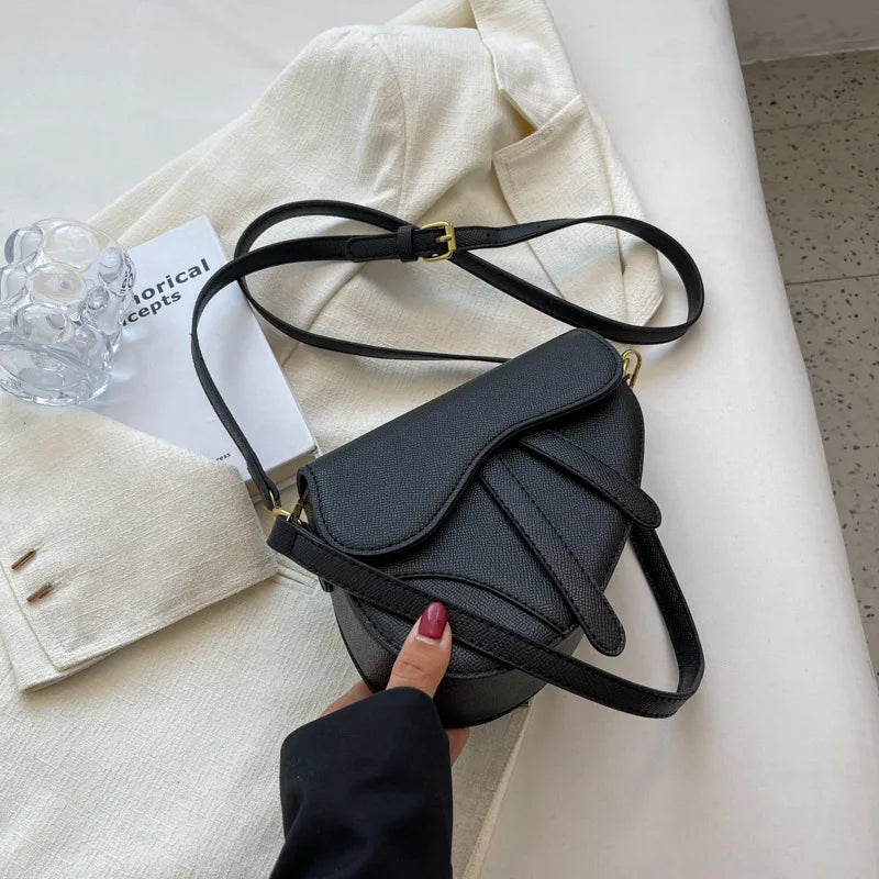 Women's Solid Flap Shoulder Bag Classic Lady's Saddle Bag