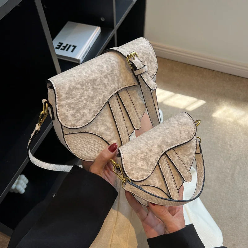 Women's Solid Flap Shoulder Bag Classic Lady's Saddle Bag