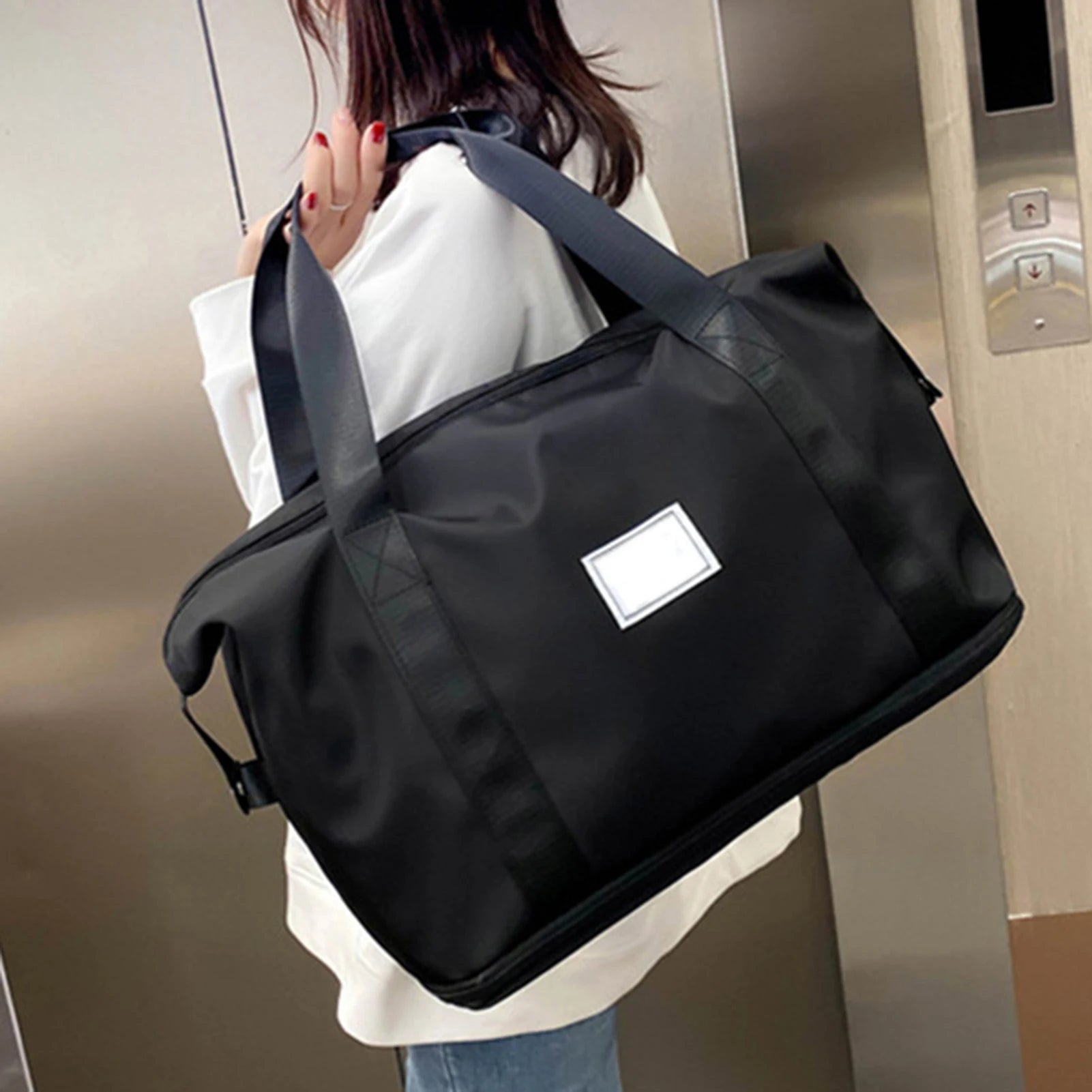 Women's Large Capacity Travel Storage Bag Outdoor Waterproof Pouch