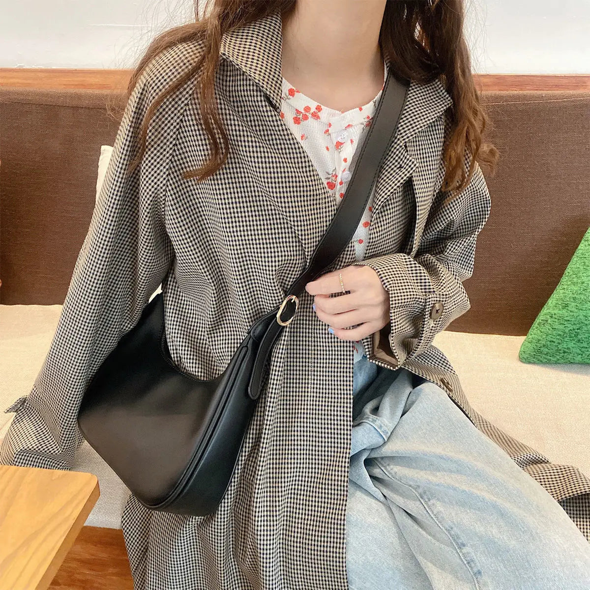 Women's Retro Armpit Bag PU Leather Ladies Shoulder Messenger Bags