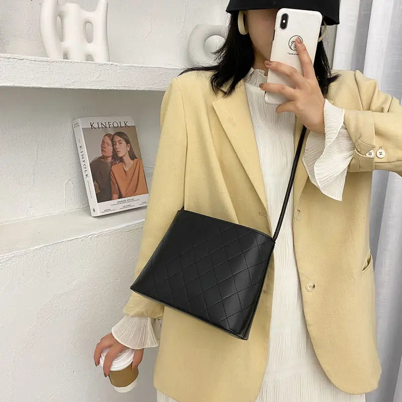Plaid PU Leather Shoulder Bucket Bag for Women