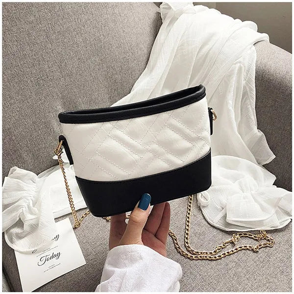 Small Incense Wind Chain Shoulder Bag Lock Stereotypes Lattice