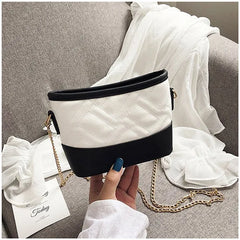 Small Incense Wind Chain Shoulder Bag Lock Stereotypes Lattice